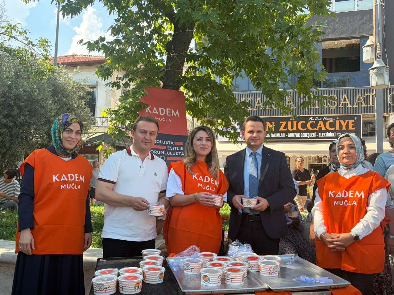 KADEM Muğla’dan Aşure İkramı: Birlik ve Beraberlik Mesajı Verildi 4